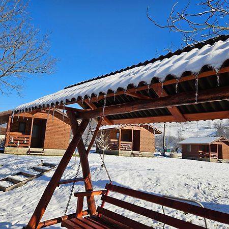 Casute Zavoi Bulz Villa Luaran gambar