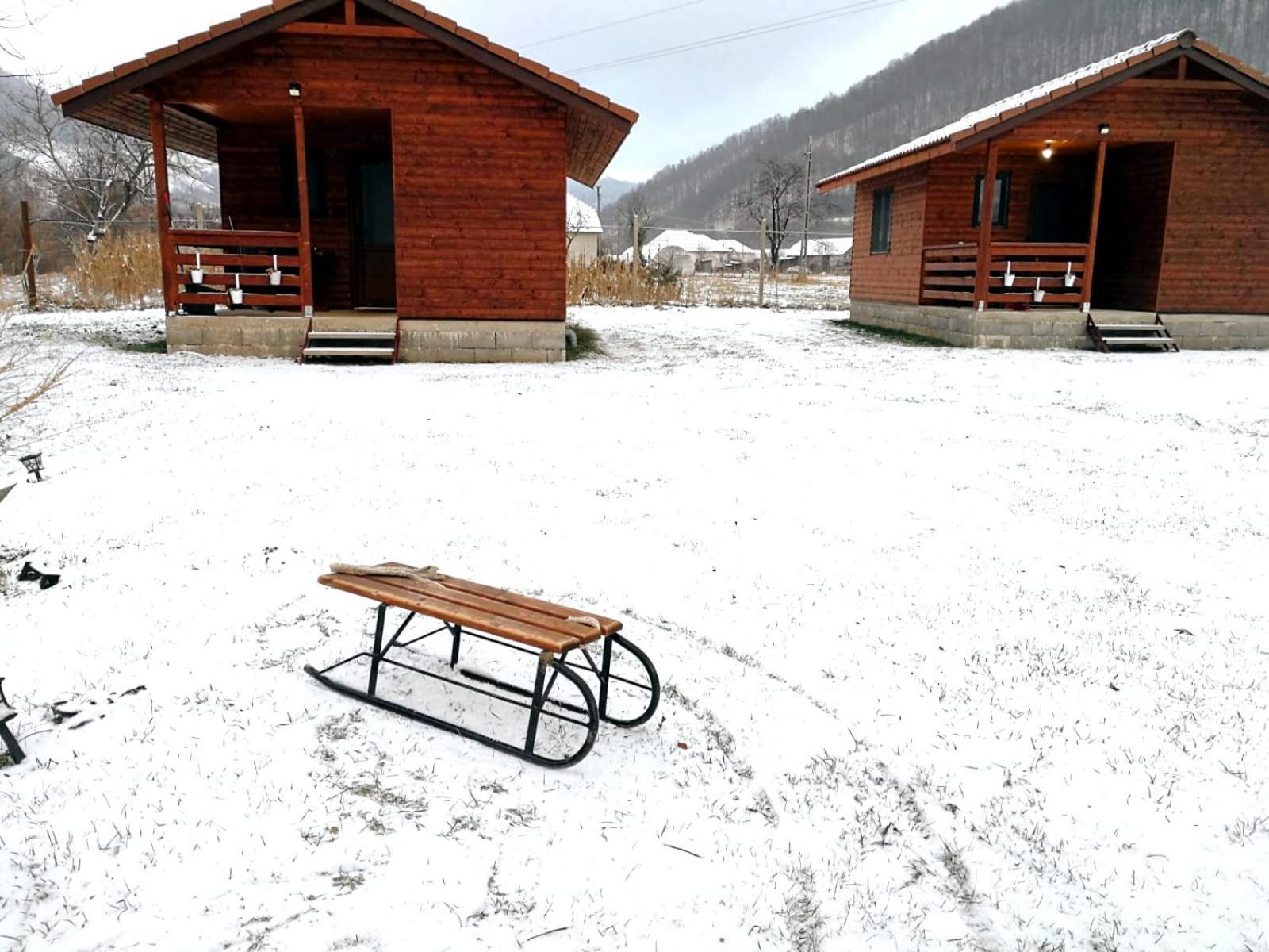 Casute Zavoi Bulz Villa Luaran gambar