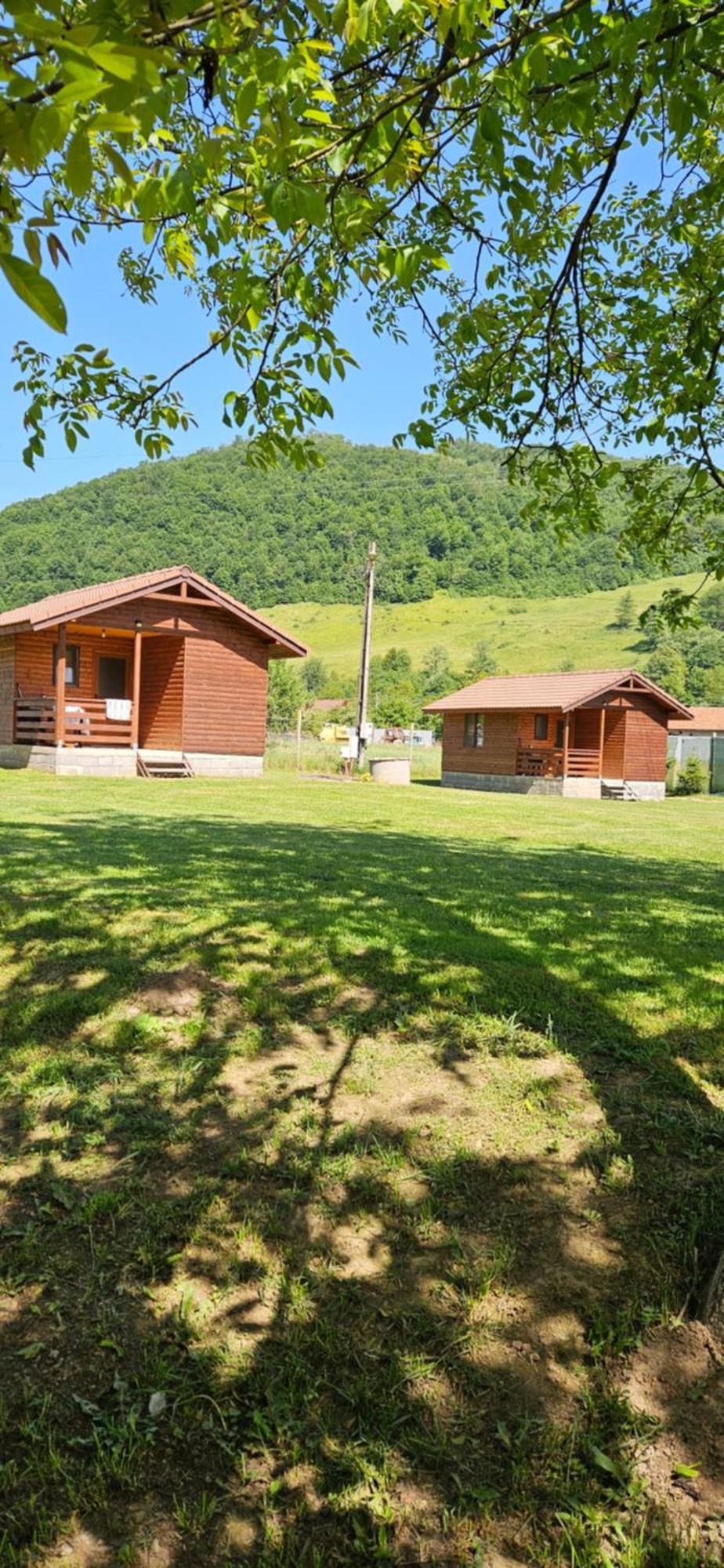 Casute Zavoi Bulz Villa Luaran gambar
